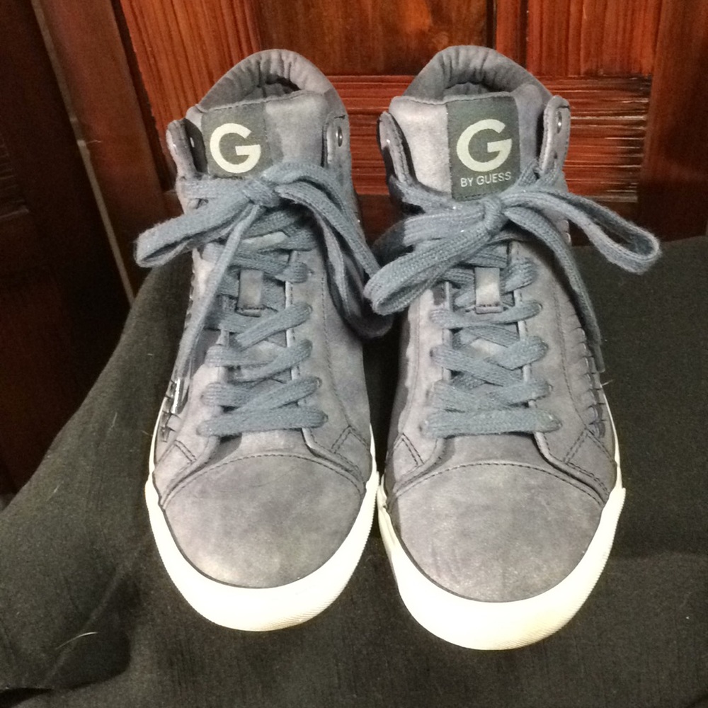 G By Guess Tennis